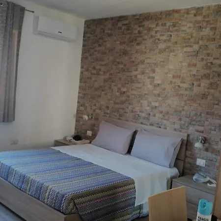 بيت ضيافة Sos Ninnitteddos