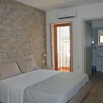 Πανσιόν Sos Ninnitteddos