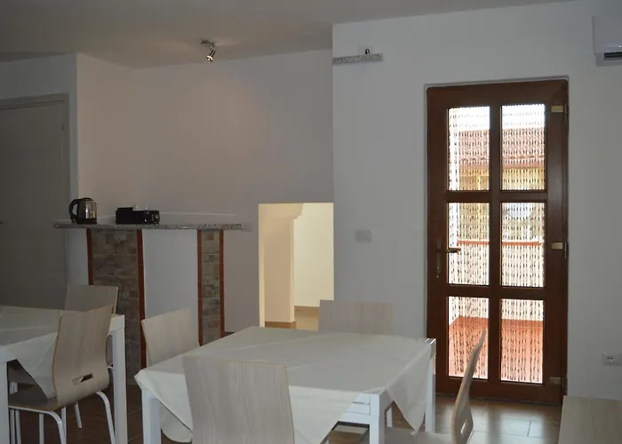 Guest house Sos Ninnitteddos Torpe